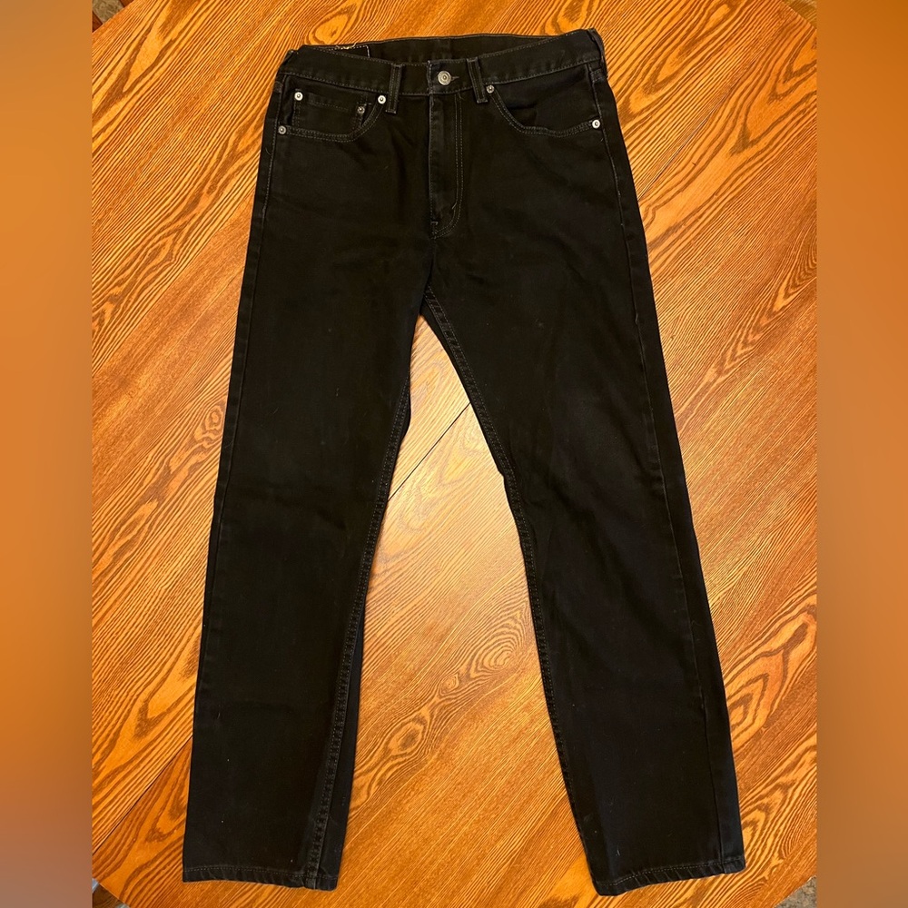 Black Levi’s 505s